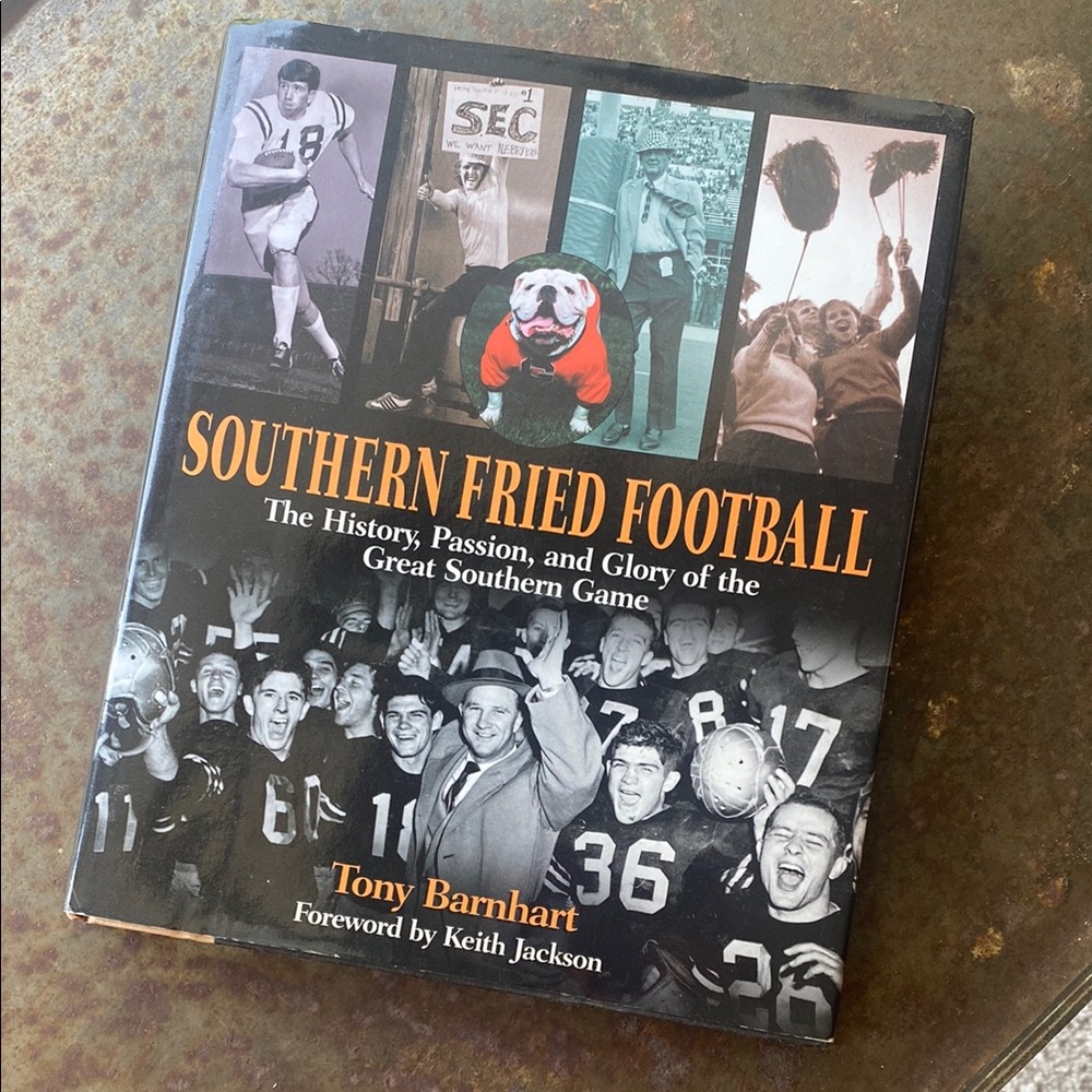 Triumph Books SOUTHERN FRIED FOOTBALL (2000 Hardback) by Tony Barnhart